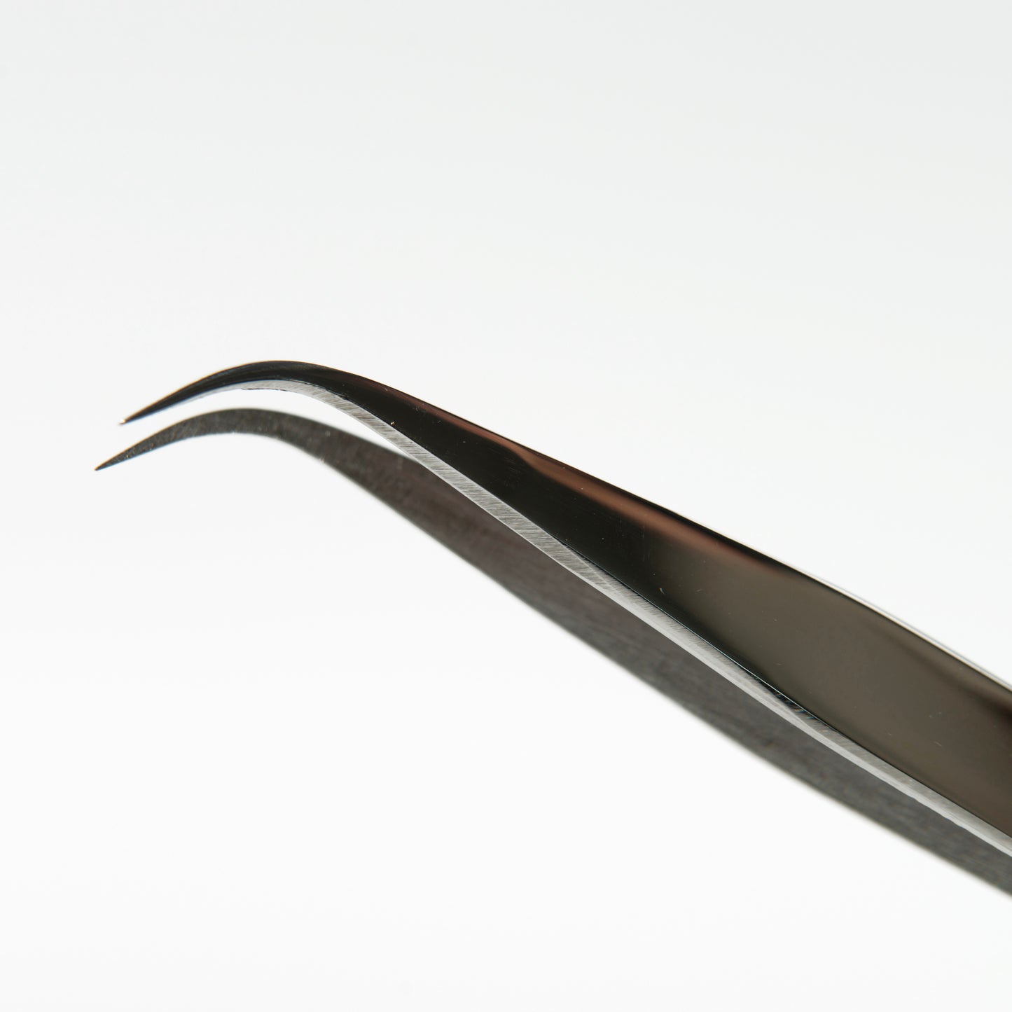IsoFang Tweezer